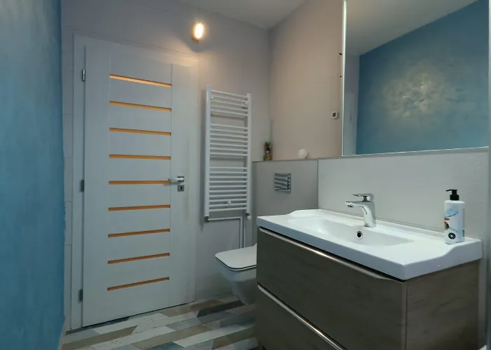 Untold 3 De Lux Κλουζ-Ναπόκα